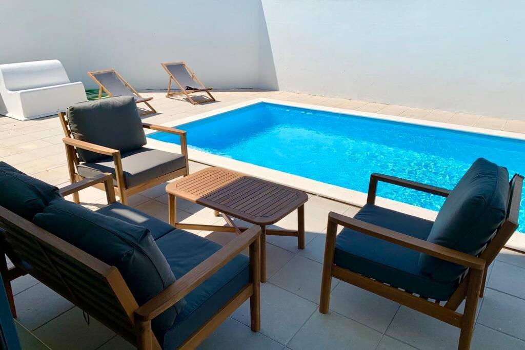 New And Modern 3 Bedroom Villa With Private Heated Pool Near Nazare เซามาร์ทินโญโดปอร์โต ภายนอก รูปภาพ